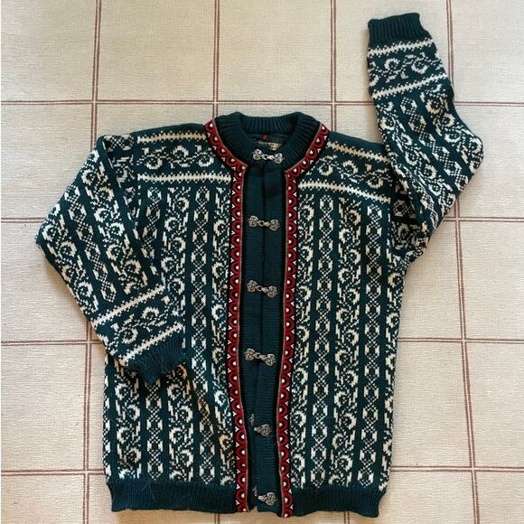 Dale of Norway  Fair Isle Vintage  Handmade Wool Knit Clasp Cardigan Size Medium - Picture 1 of 5